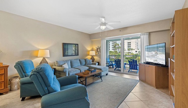 ☀️Gorgeous, Spacious Condo-Oceanwalk 13-303☀️
