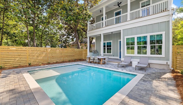 Grayton Beach, South of 30A, New Home with Private Pool, Steps from beach