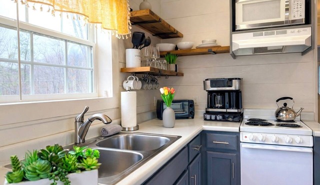 Greeter Falls Lodge Cottage #6