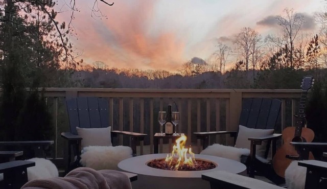 Group Home|Hot Tub|Game Room|Fire Pit|Pets