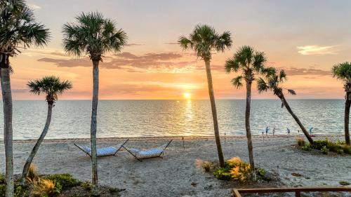 Gulf View Escape on the Beach at Resort with Pool, Kayaks, and More!