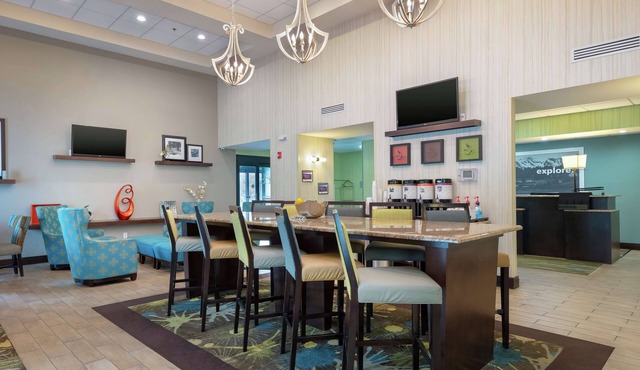 Hampton Inn & Suites Adairsville-Calhoun Area