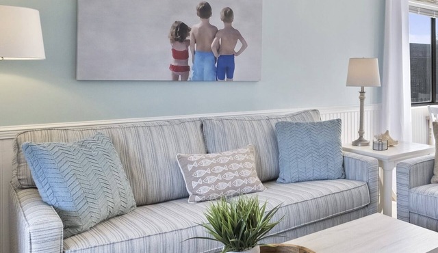 HHI Tide 21: Family Friendly, 4 Min Walk to Beach/Pool, Beach Equipment Provided
