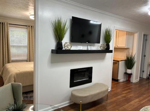 Hibiscus Retreat - Queen non smoking guest unit