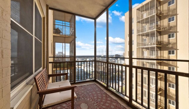 High-Quality Downtown Living | Skyline View