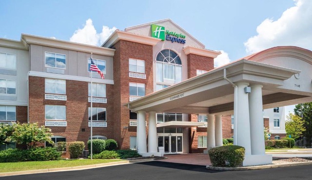 Holiday Inn Express and Suites Atlanta-Johns Creek by IHG