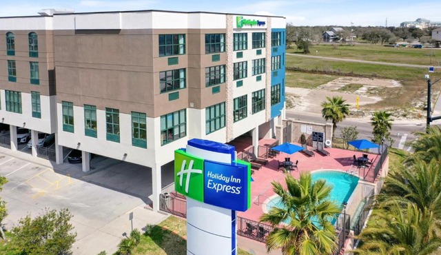 Holiday Inn Express - Gulfport Beach by IHG