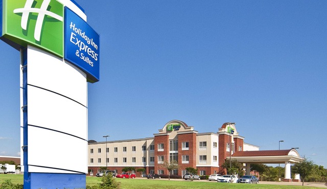 Holiday Inn Express Hotel & Suites Canton by IHG