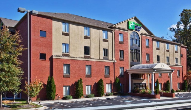 Holiday Inn Express Hotel & Suites - Atlanta/Emory University Area by IHG