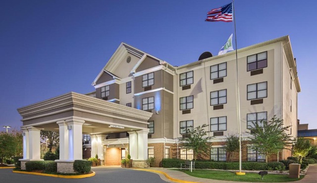 Holiday Inn Express Hotel & Suites Byron by IHG