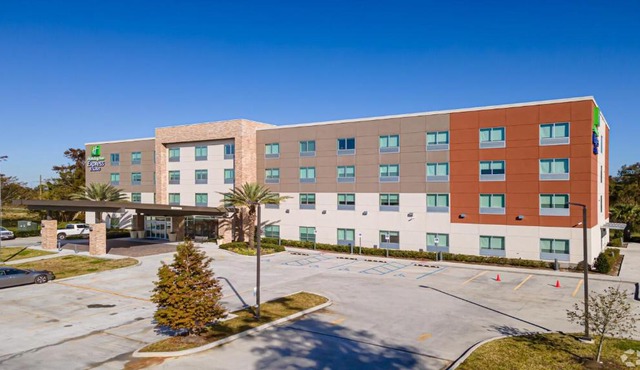 Holiday Inn Express & Suites - Chalmette - New Orleans S by IHG