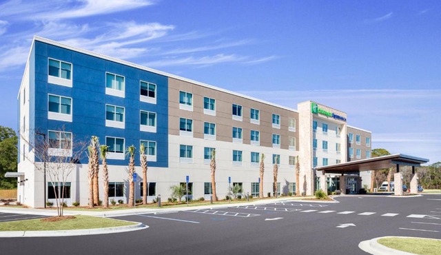 Holiday Inn Express & Suites Niceville - Eglin Area by IHG