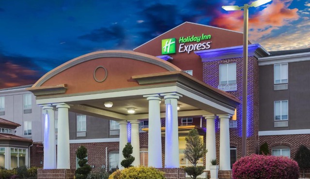 Holiday Inn Express & Suites Bremen GA by IHG