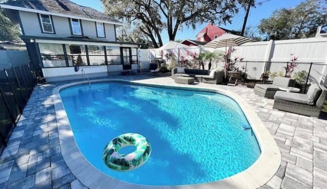 Hollingsworth Pool Home