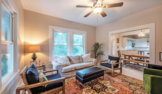 Home away from home, very near Lake Martin