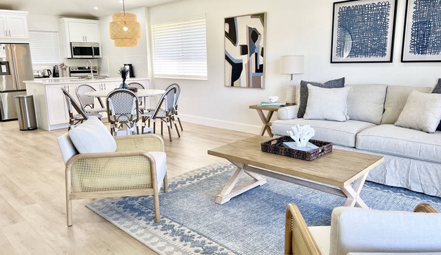 Home in Palm Beach Gardens - Luxurious 2 Bedroom Cottage at PGA National
