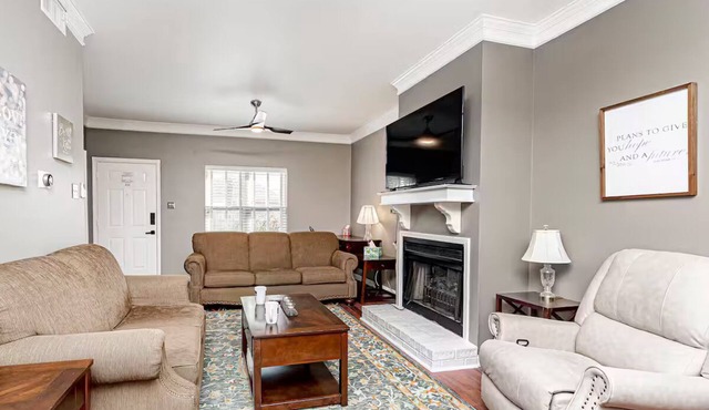 Hospital within walking distance Your home in BR
