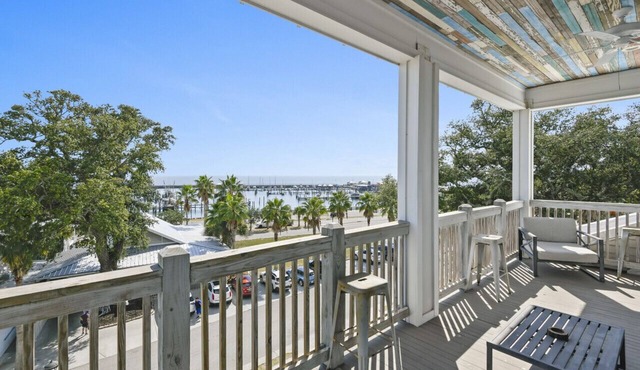 Hotel Pass Christian Penthouse
