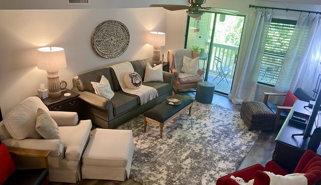 Ideal Athens Retreat – Minutes from Downtown & UGA!