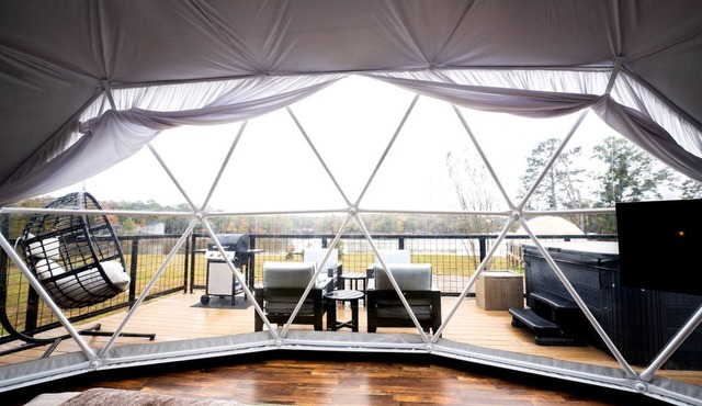 Incredible Dome for a Romantic Getaway in Cedar Bluff, Alabama