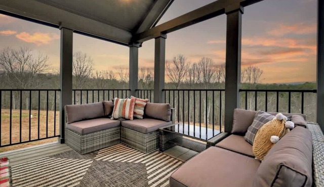 Innisfree Ridge | Book 2 Nights and Get 3rd Free!