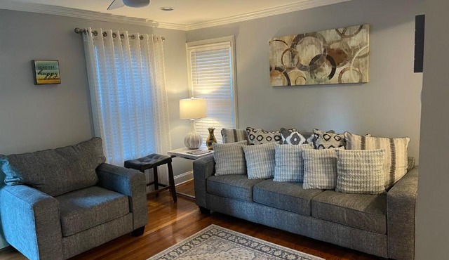 Intimate Apartment in the Arts & Fun Oasis of Hapeville GA
