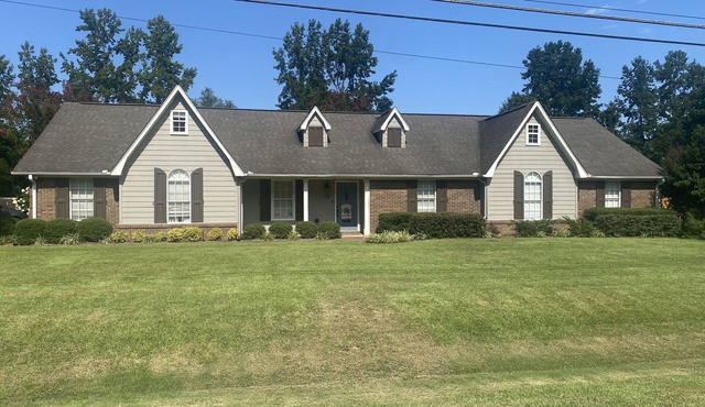 Inviting farmhouse with private pool