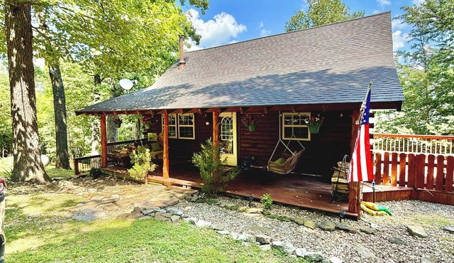 Jackson’s Cabin - Luxury Dog-Friendly Log Cabin
