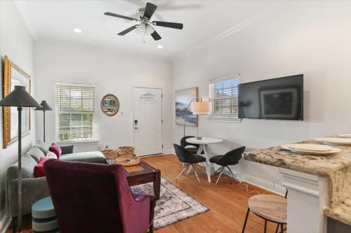 JazzFest Central Spotless 3BR w Driveway