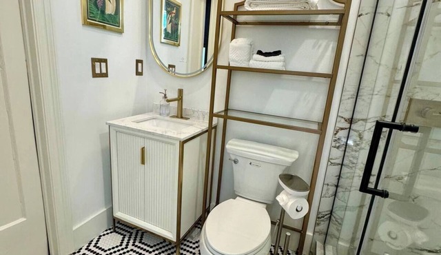 Jazzfest Rental: Brand new 2 bed/2 bath home in Bayou St. John