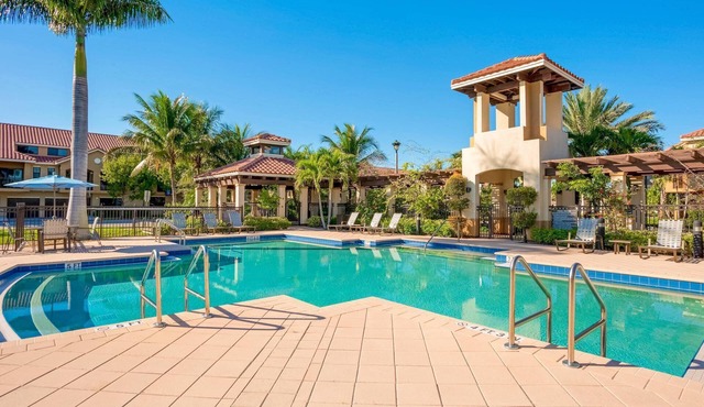 Kasa | Modern 1 BD + Self Check-In | Delray Beach