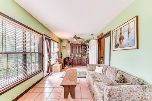 Lake Access + Private Patio: Sunny Inverness Apt!