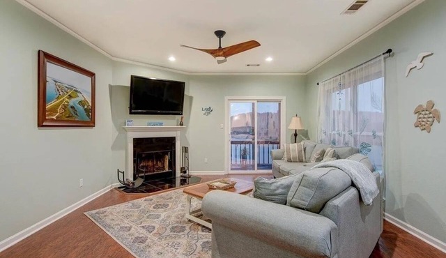 Lake Catherine 2 Bedroom w. Ensuite Bath, Incredible Lake views 2 car garage