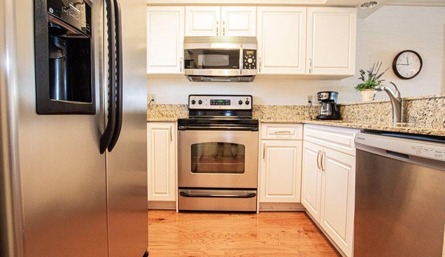 Lake & Golf Views in Saddlebrook Resort. 2 bed/2bath