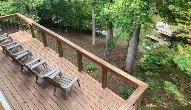 Lake Lanier Hideaway Lakefront with Game Room and Dock