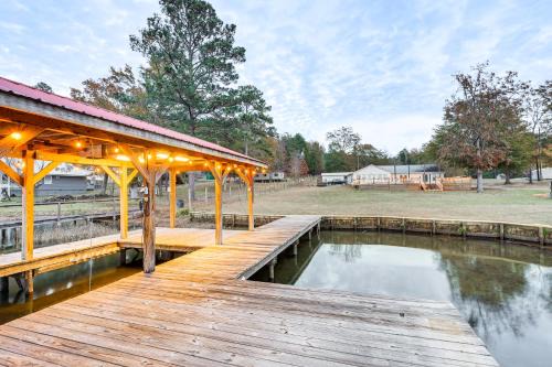 Lake Sinclair: Since Day 1 Family Lake House