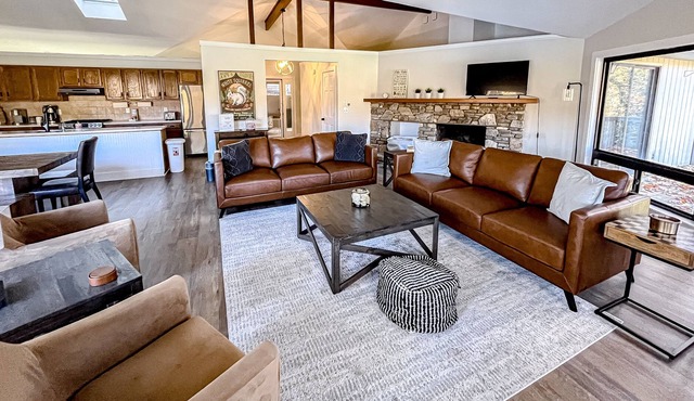 Lakefront home with views, dock, kayaks, outdoor pool & tennis - dog-friendly