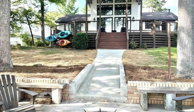 Lakeshore Retreat- Lake Sinclair/Milledgeville