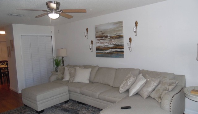 Lakeview Living