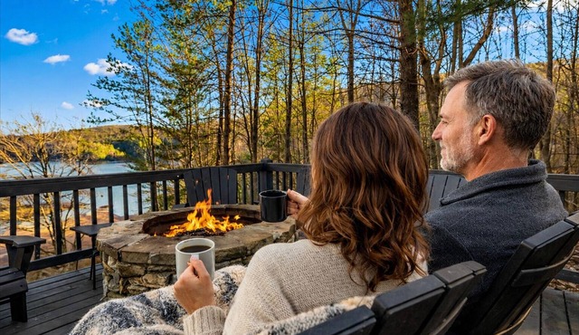 *LakeView Lodge* Views~Slp 14~Hot Tub~Game Room