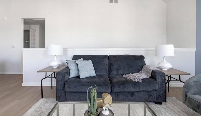 Landing | Amazing 2BD, Gym, Pool