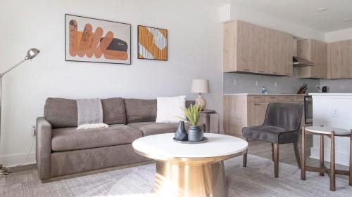 Landing Apartments - Station at Crestline