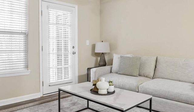 Landing at Walden Creek - 1 Bedroom in Downtown Greenville
