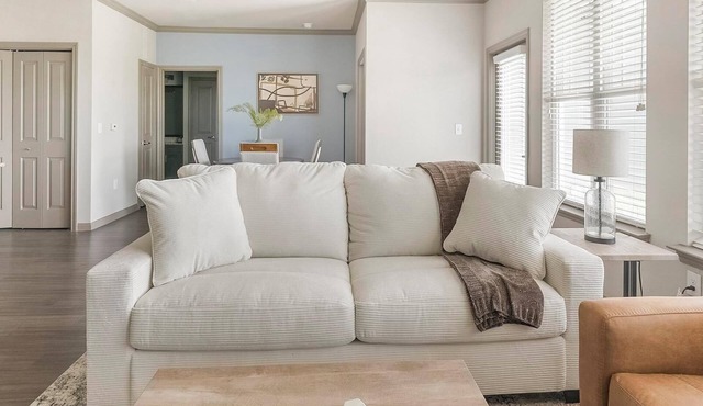 Landing | Chic 2BD in Bellview Acres Whiting