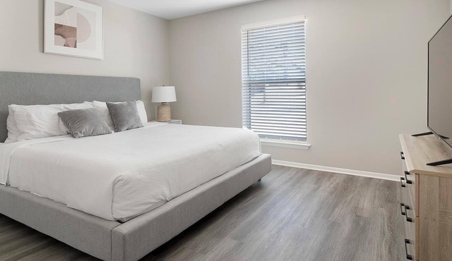 Landing | Incredible 1BD, Clubhouse, Gym