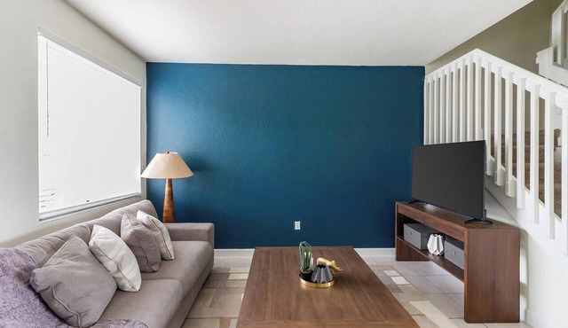 Landing | Incredible 3BD, Pool