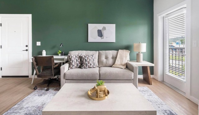 Landing | Spectacular 2BD, Gym