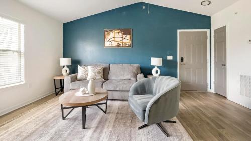 Landing Stylish 1BD Gym Clubhouse