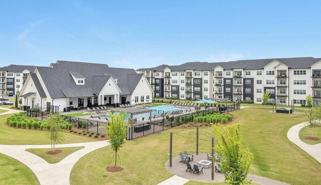 Landing | Stylish 1BD, Yoga Studio, Gym