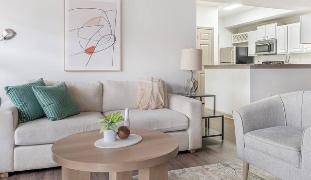 Landing | Beautiful 2BD, Gym, Courtyard